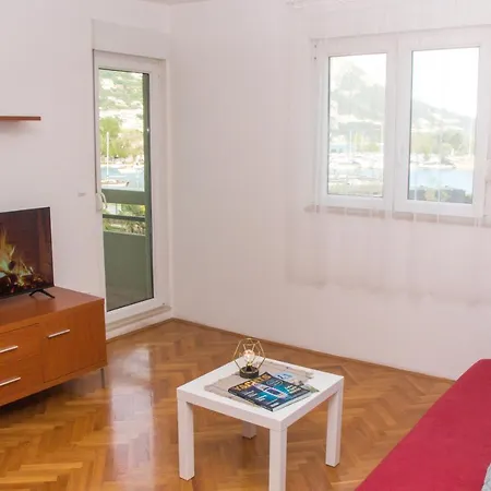 Apartment Banovic