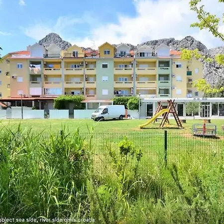 Apartment Banovic *